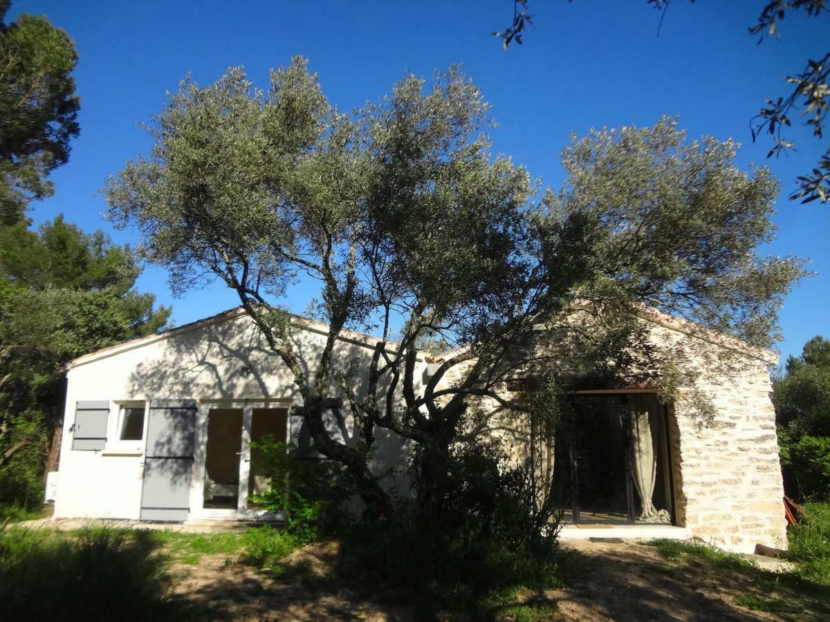 Le Mazet D'Uzes Villa Luaran gambar